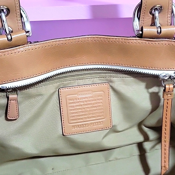 COACHF13732LeatherShoulderBag - Picture 11 of 14